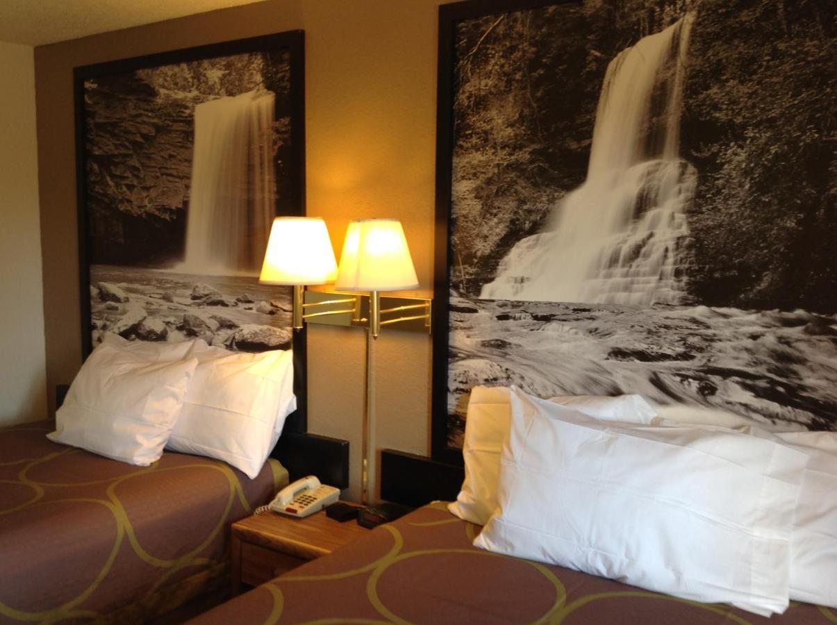 Super 8 By Wyndham Winchester Va Buitenkant foto